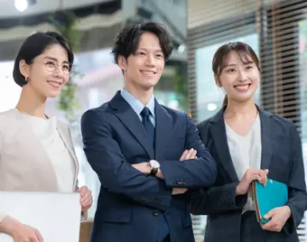 現場で働く社員